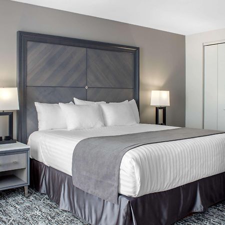 Chateau Moncton Trademark Collection By Wyndham מראה חיצוני תמונה