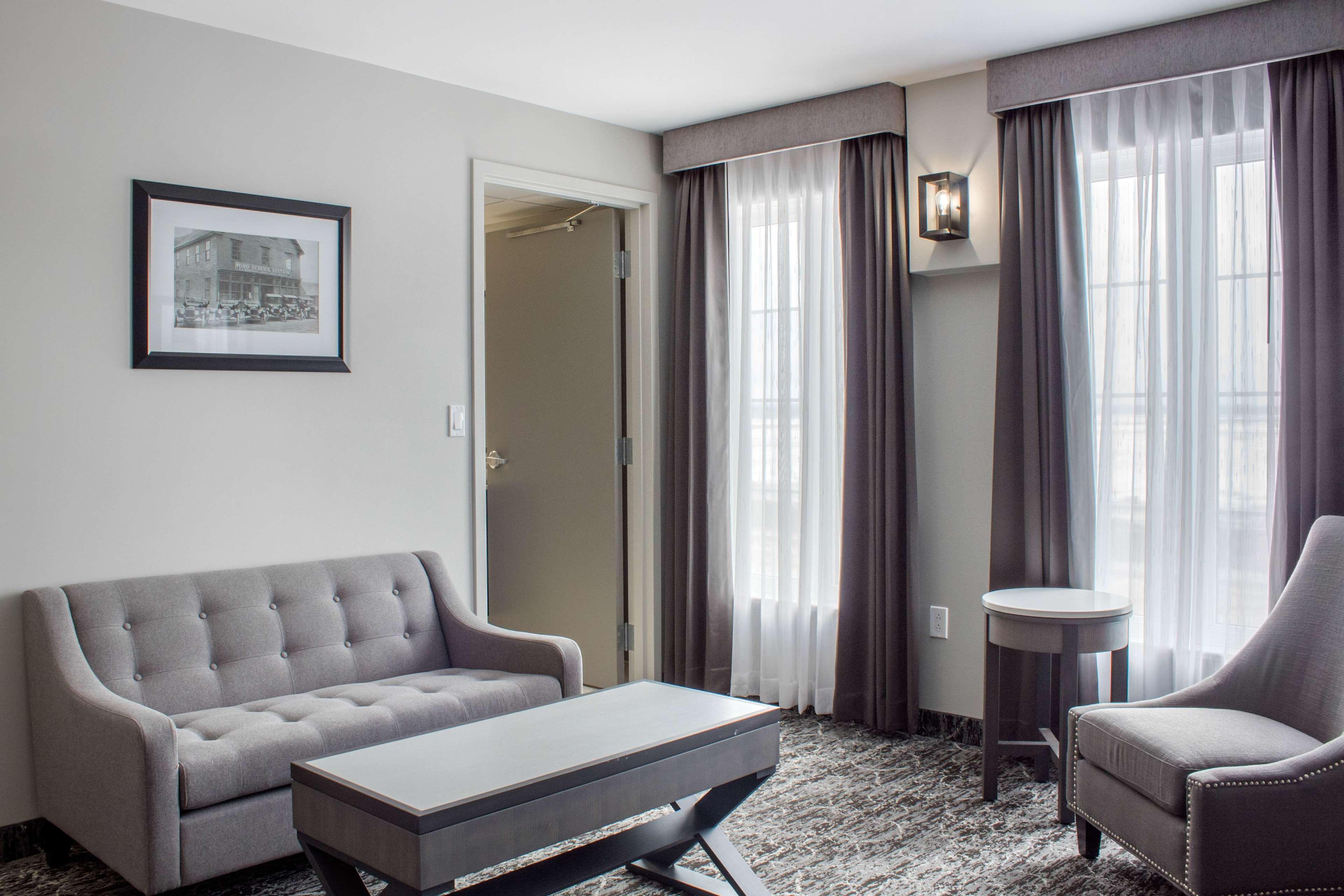 Chateau Moncton Trademark Collection By Wyndham מראה חיצוני תמונה