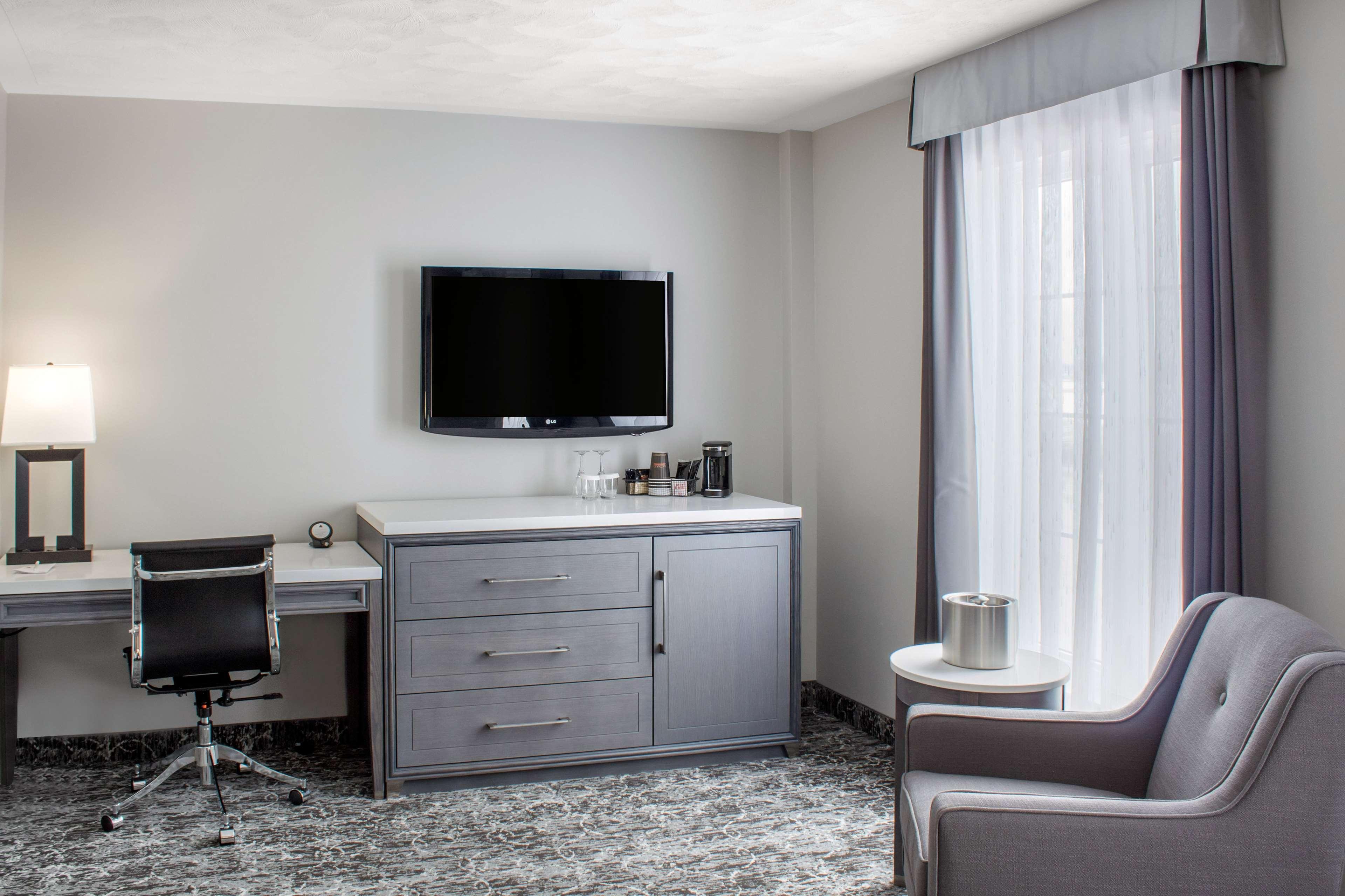 Chateau Moncton Trademark Collection By Wyndham מראה חיצוני תמונה