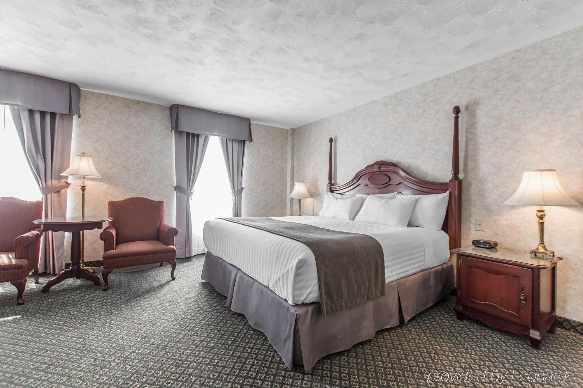 Chateau Moncton Trademark Collection By Wyndham מראה חיצוני תמונה