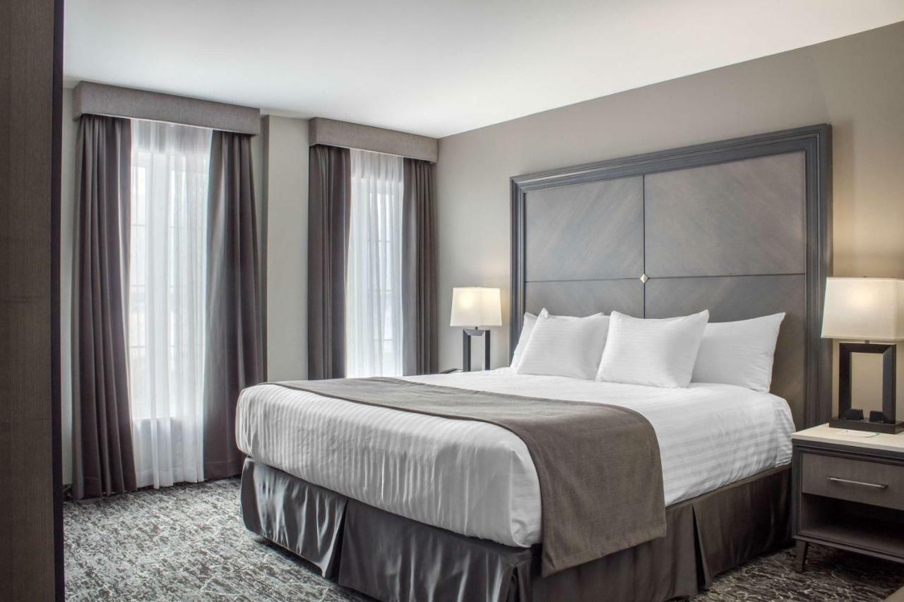 Chateau Moncton Trademark Collection By Wyndham מראה חיצוני תמונה